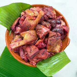 Desi Duck Meat (দেশি হাঁসের মাংস) - Curry Cut Medium Pcs, Skinless