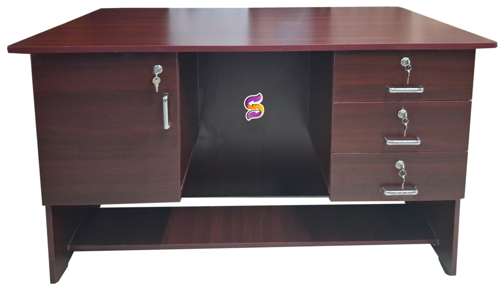 4½x2½ Exe wooden Office table