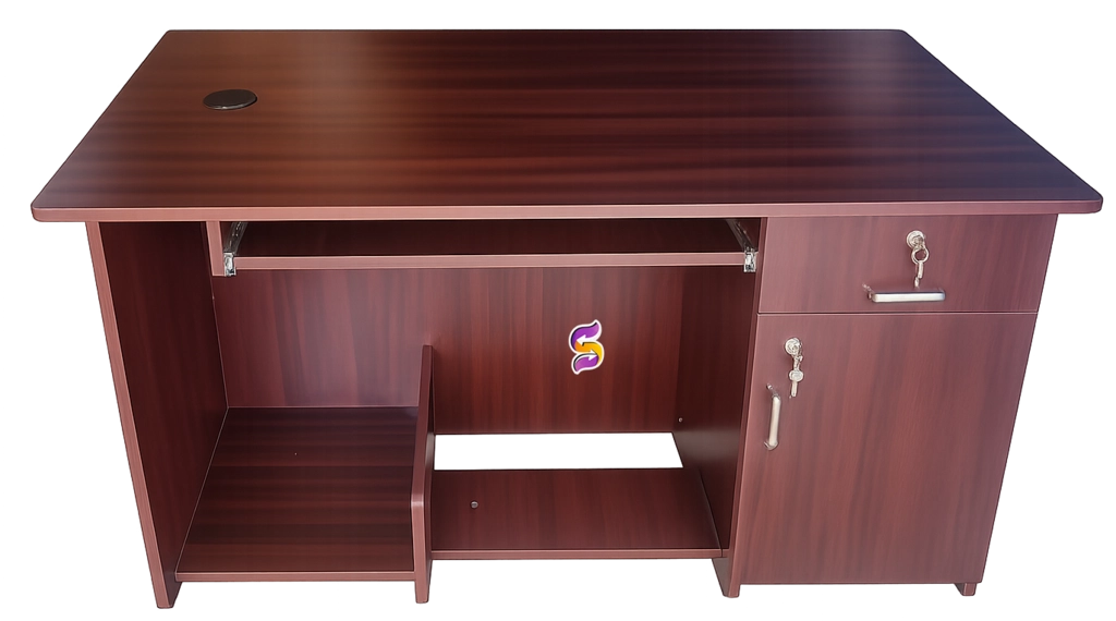 4½x2½ - Computer Table