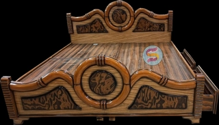 6 Feet Wooden Cot With Box Chakra