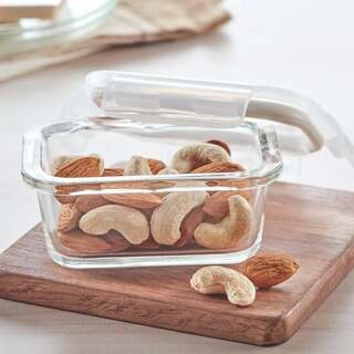 GLASS DISH WITH PLASTIC LID 120 ML.