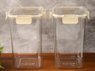 PRESS N LOCK CONTAINER 1400 ML.