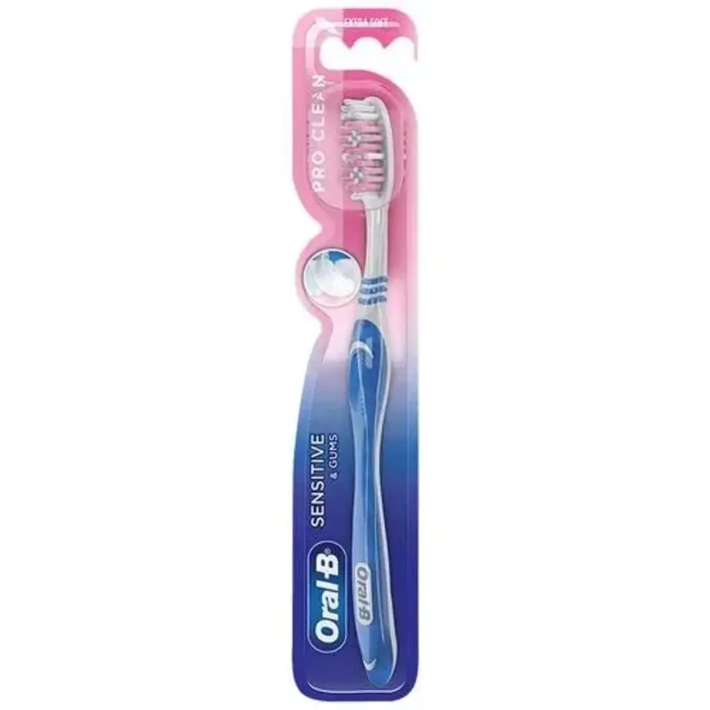 Sensitive & Gums Pro Clean Toothbrush