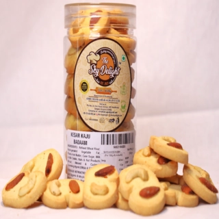 Kesar Kaju Badaam Cookies