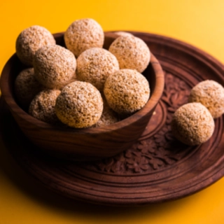Snacks & Namkeen