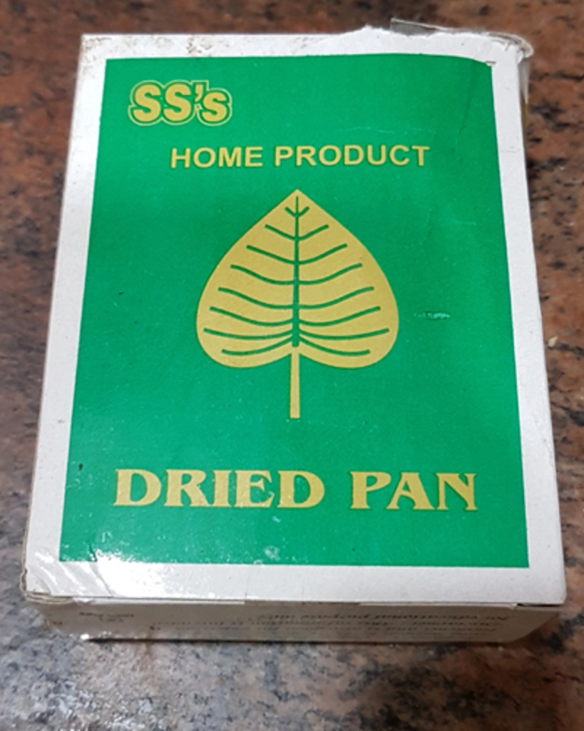 DRY LEAVES PAAN