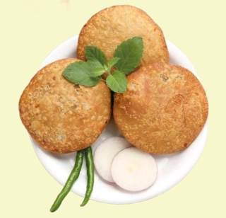 Pyaz Kachori
