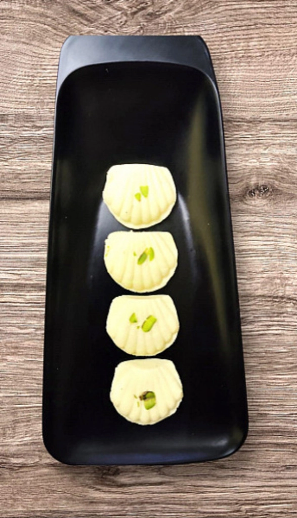 Classic Sandesh(Jhinuk) [2pcs]