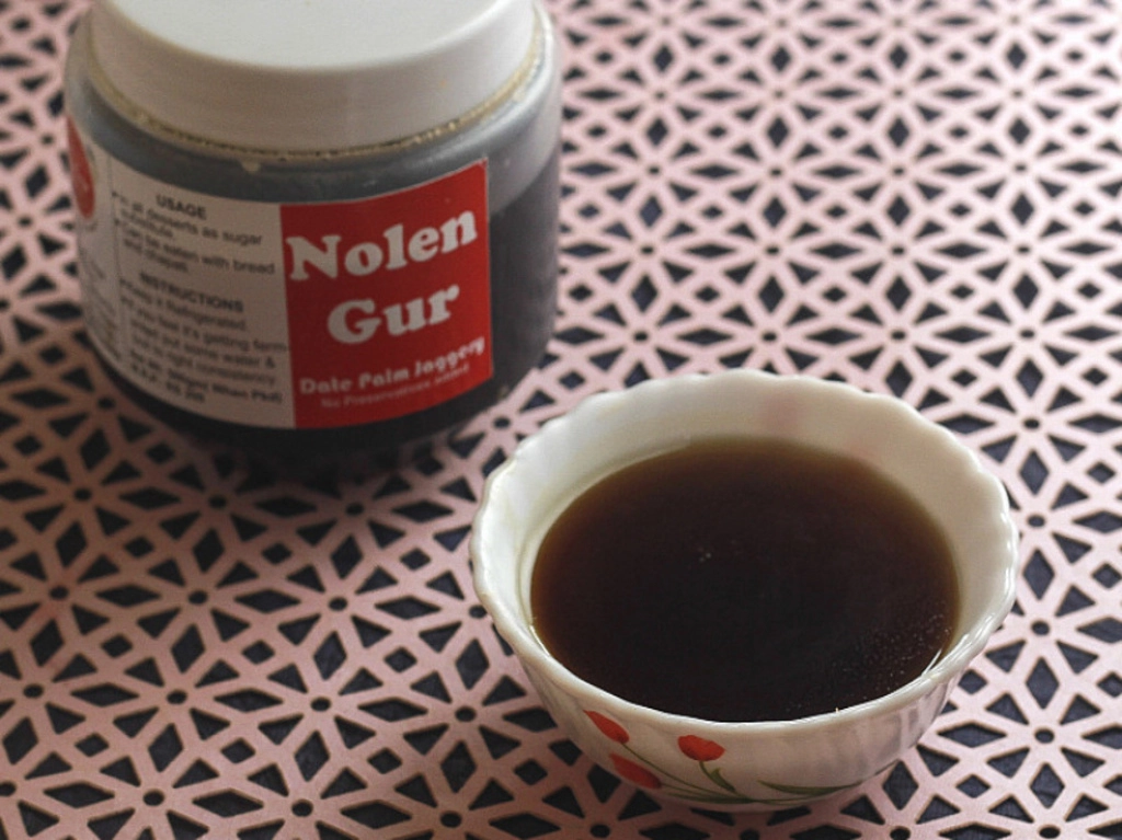 Nolen Gur (Jhola) (500 Gm)