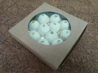 Kheer Kadam Gift Box (11Pcs)