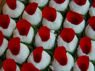Gulab Patti Sandesh [2Pcs]
