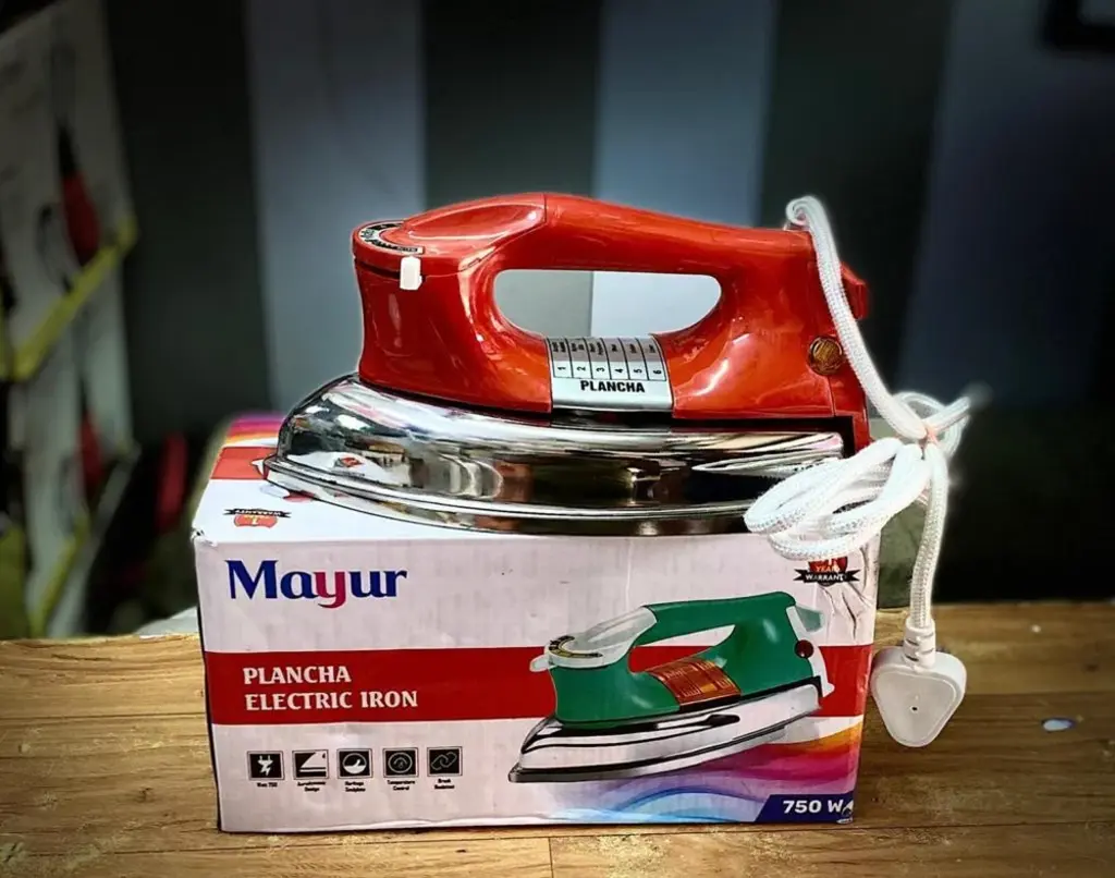 Mayur Iron Magnum Plancha 750W