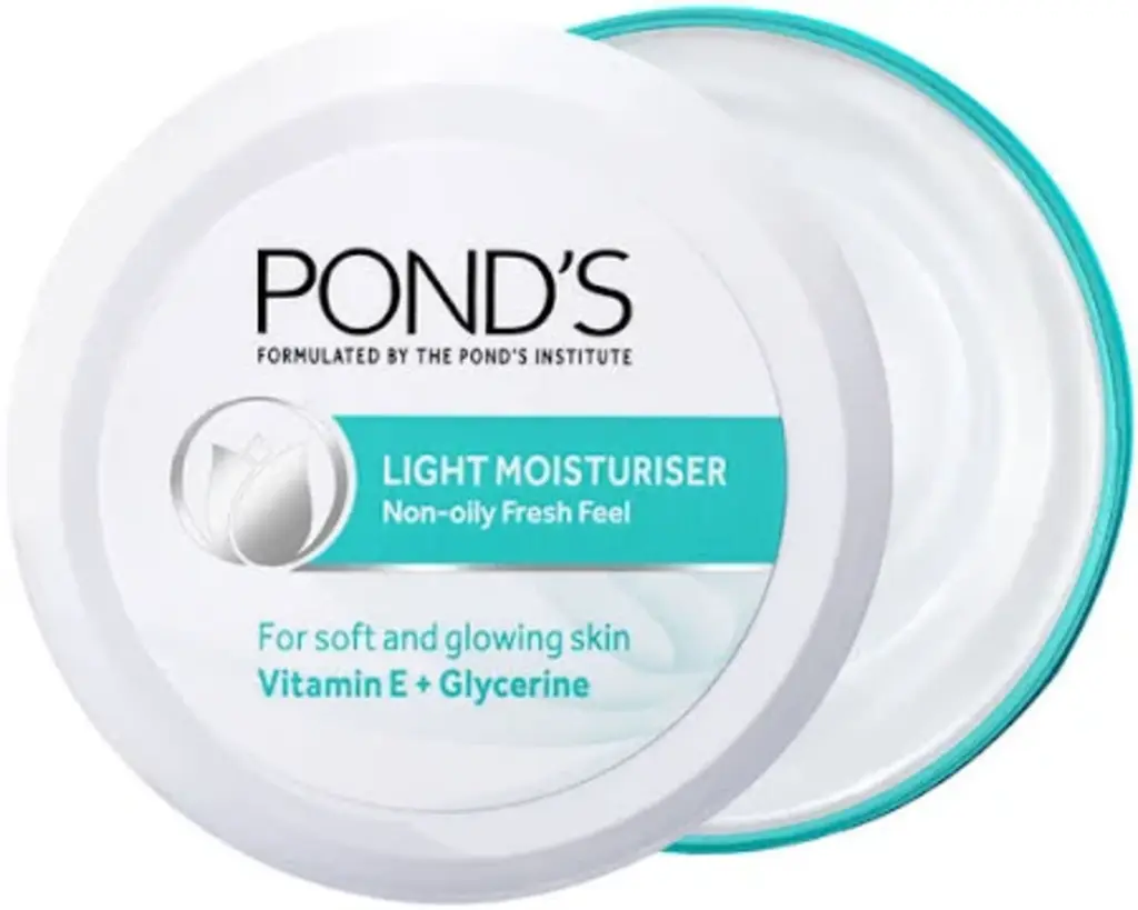 Pond'S Light Moisturiser Cream 25Ml