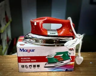 Mayur Iron Magnum Plancha 750W