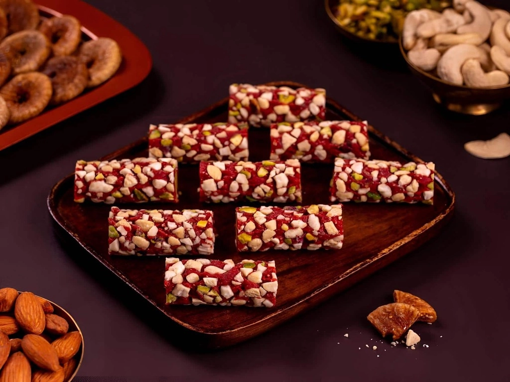 Anjeer Roll