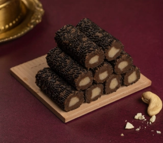 KAJU CHOCOLATE ROLL