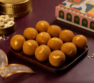 GUJARATI BESAN LADDU