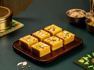 Banarasi Soan Papdi