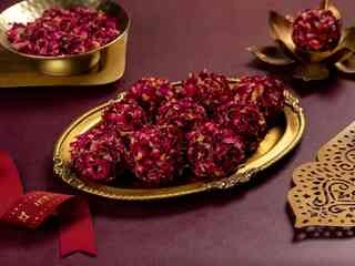 Rose Dryfruit Laddu