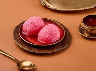 Strawberry Rasgulla 2Pc