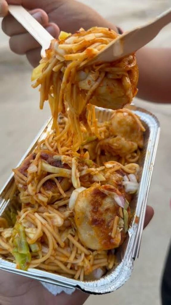 Fried momos with noodles