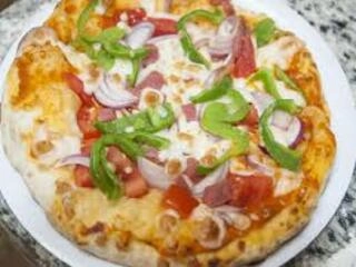 Onion Capsicuum Pizza
