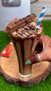 kitkat shake