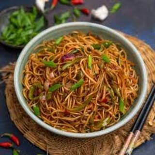 Chilly garlic noodles
