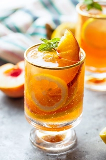peach iced tea mocktail