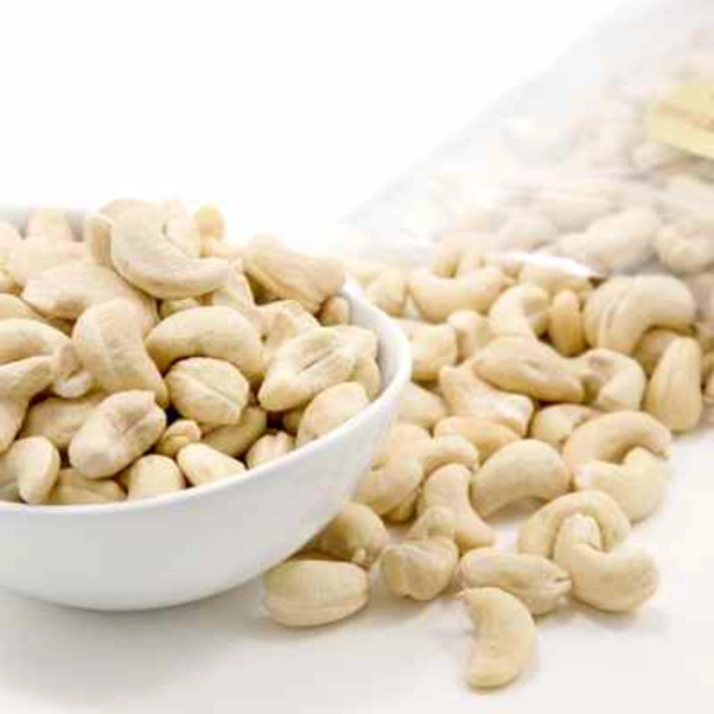 Essentials Cashew Whole Super Saver Pack