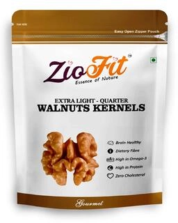 Ziofit Dried Walnut Kernels Extra Light Quarters