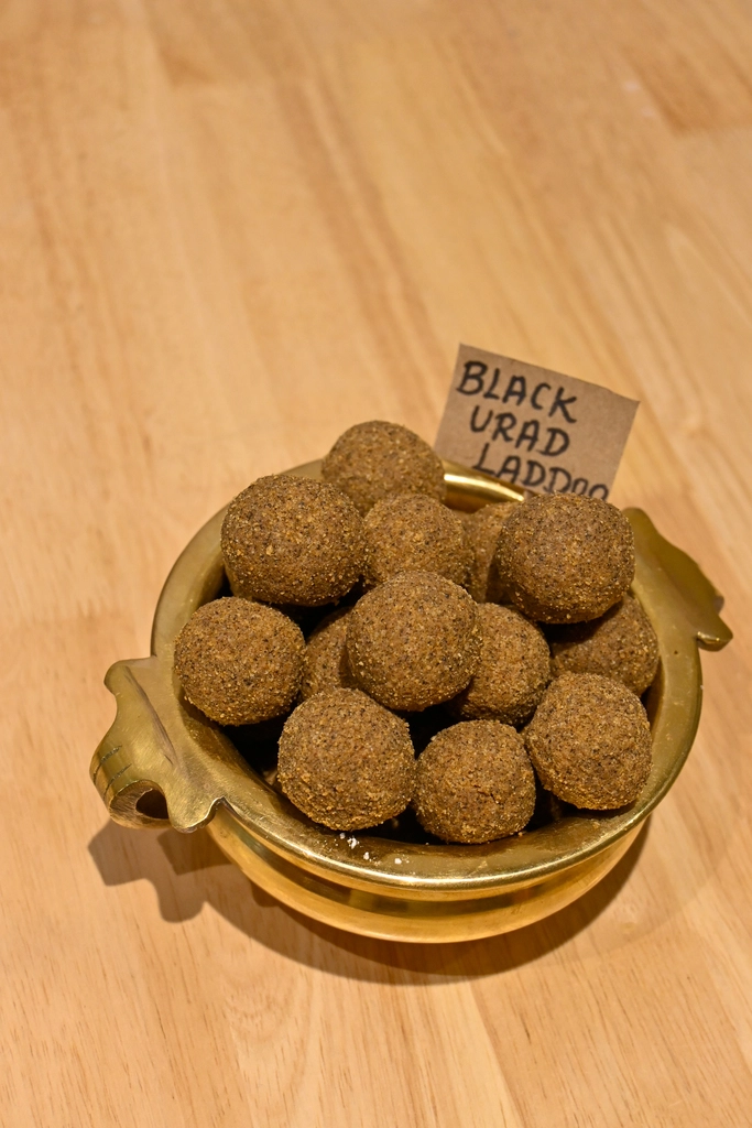 Black Urad Laddoo
