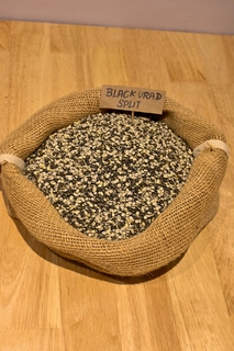 Urad Black Split