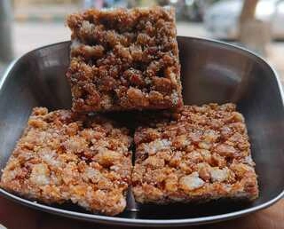 Mappillai Samba Chikki (Red poha)