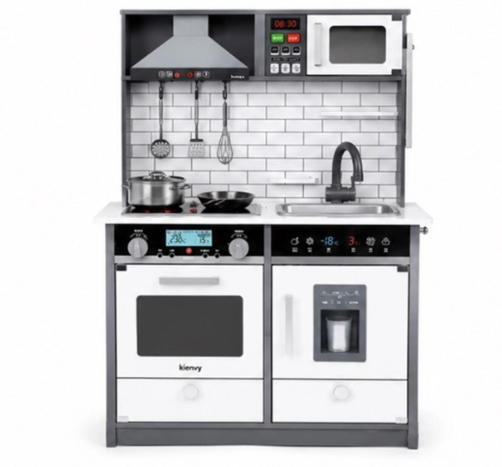 Wooden Deluxe Kitchen Play Set with Working Tap & Lights northen europe