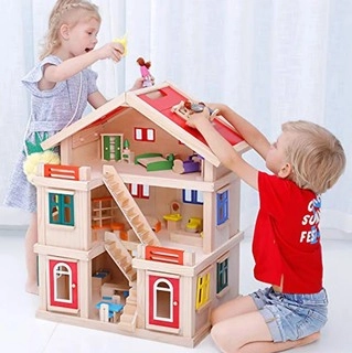 Onshine wooden doll house multistory with accessories 3+