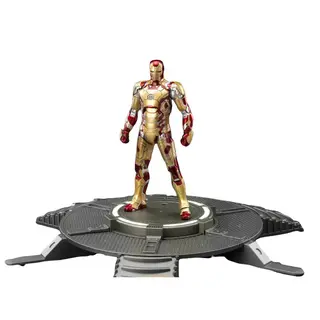 Iron Man Mk42 & Light Up Base Set