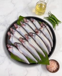 Desi Red Pabda - Whole Cleaned (20-26 Pcs/Kg)