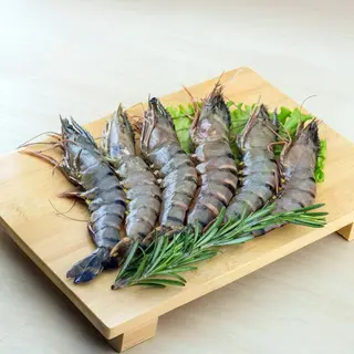 Bagda Prawn/Tiger Prawn (Medium) - Head Off, Shell Off, Tail On