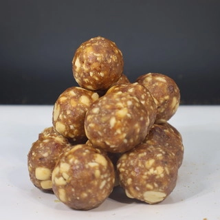 Palli Khajur Laddu