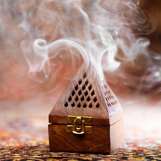 Wooden Dhoop Stand (Cone) Big 1 PC