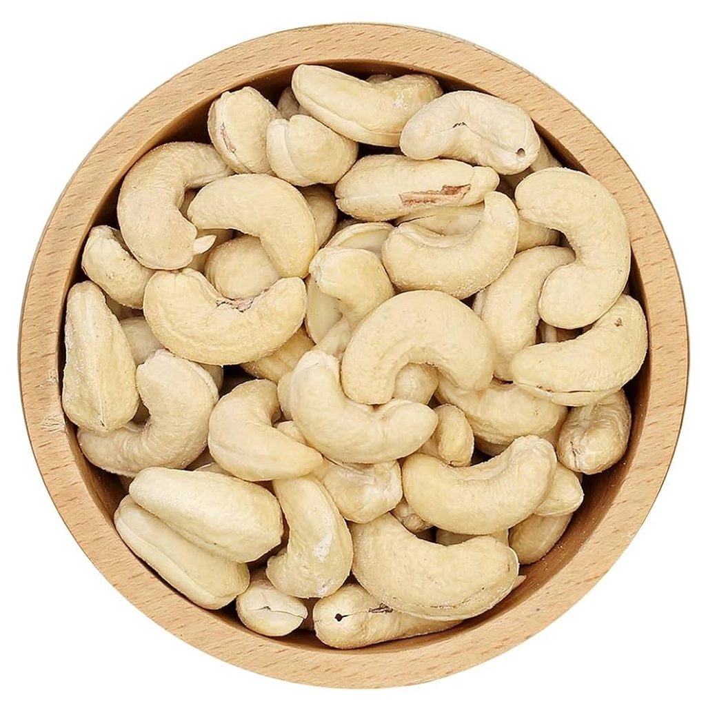 Ak Kaju / Cashew Nuts W-320 Pp
