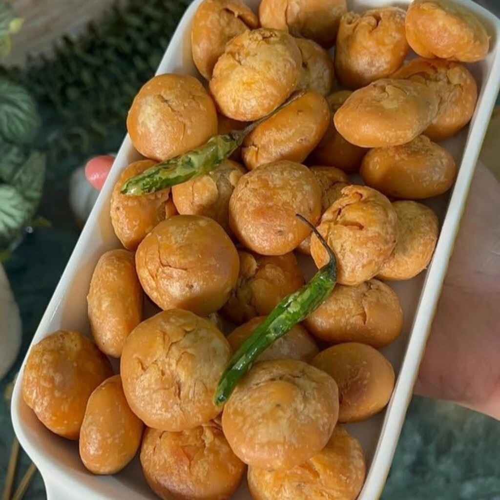 Mini Moongdal Kachori