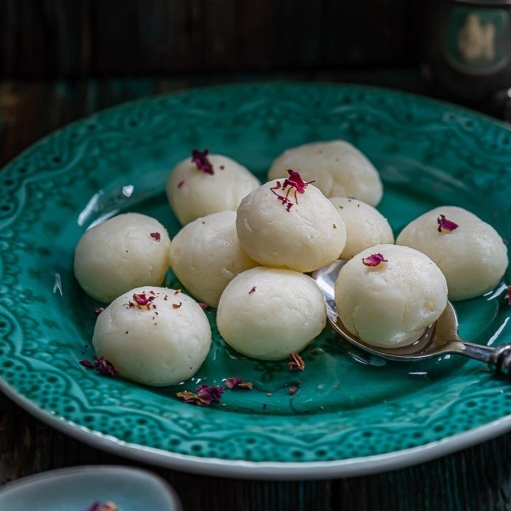 Thandai Rasgulla