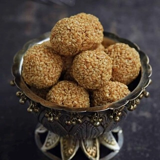 Til Ladoo