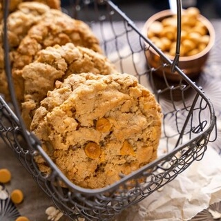 Crispy Scotchy Cookies