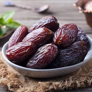 Jumbo Dates