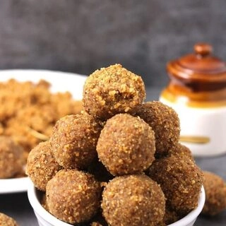Choorma Ladoo