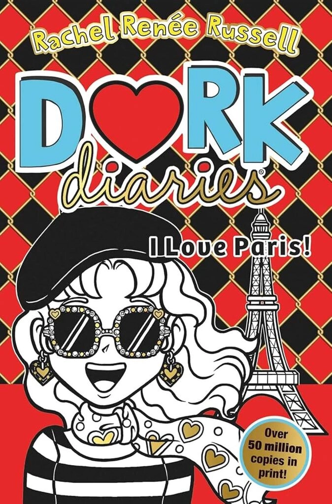 Dark diaries i love paris (used,paper back,good condition)