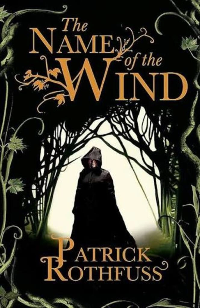 the name of the wind (used,paper back, good condition)